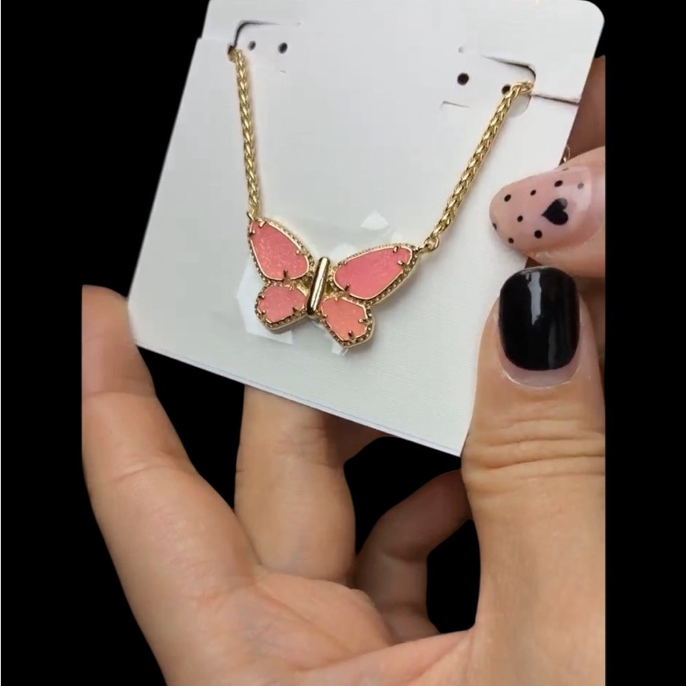 Kendra‎ Scott Dolly Parton x Gold Butterfly Pink Pendant Short Necklace NEW - Picture 7 of 9